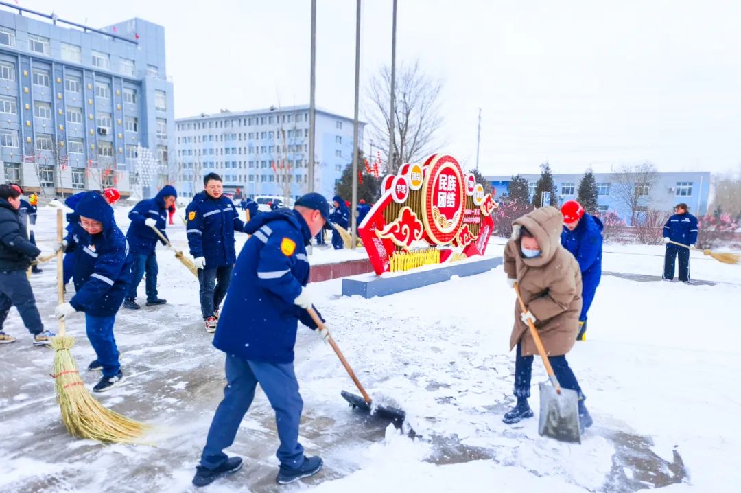 內(nèi)蒙宜化：迎風(fēng)戰(zhàn)雪保安全，勠力同心促生產(chǎn)(圖2)